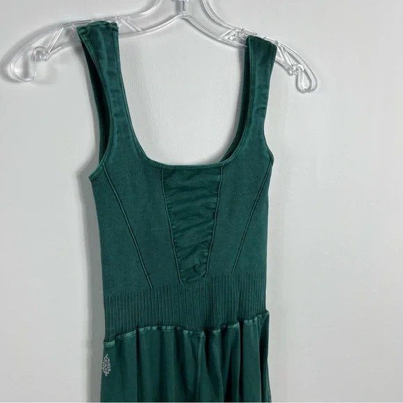 Free People Good Karma Flared Onsie Jumpsuit Size M/L Ivy Green - Picture 8 of 8